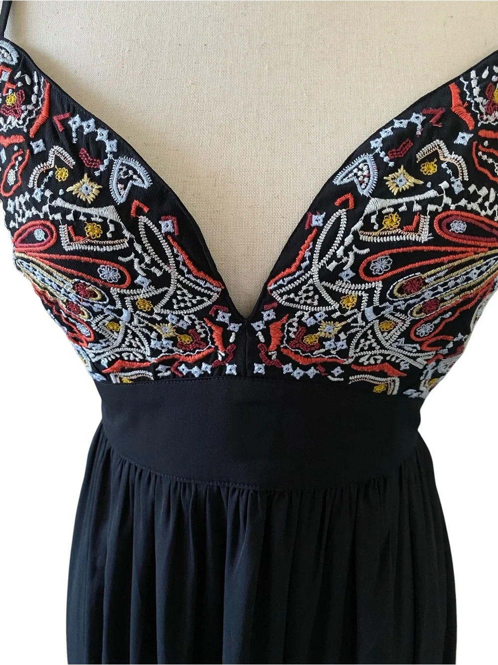 Abercrombie & Fitch Black Embroidered Maxi Dress S Cross Back Tiered Boho Hemmed